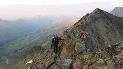 Sur l'arête