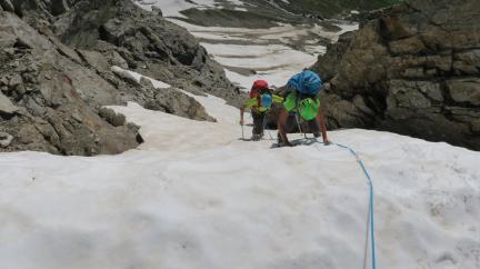 En approche de l'arête sud Est du Mont Tondu