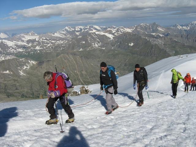 Sur la montée du Grand Paradis