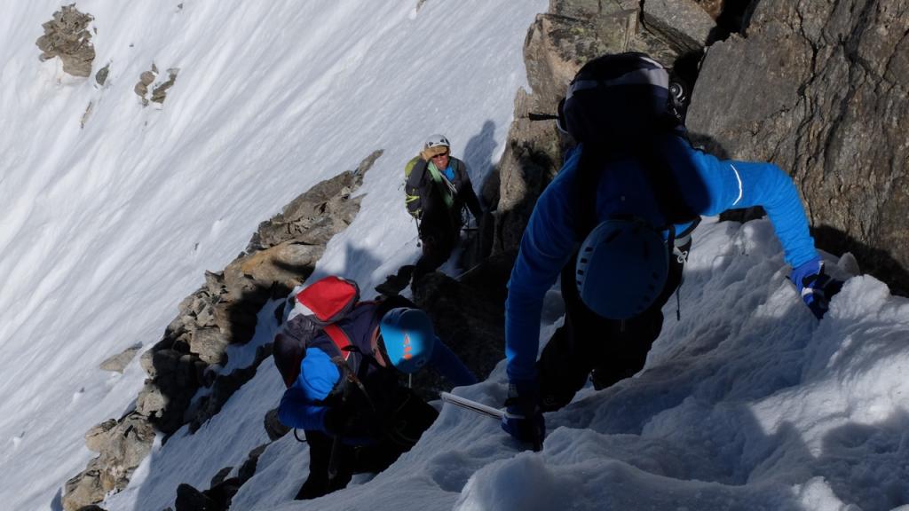 Sur l'arête
