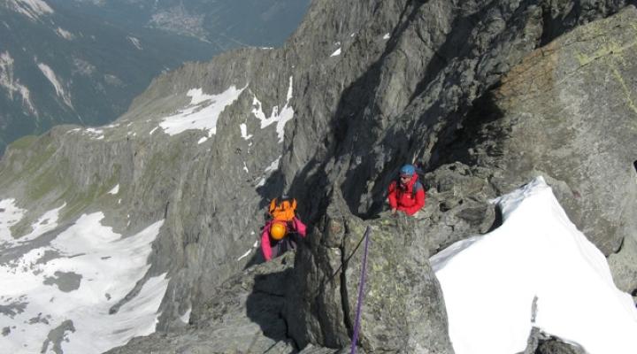 Sur l'arête