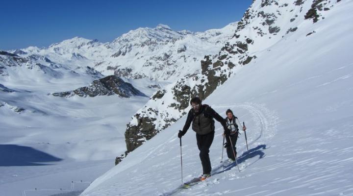 Ski de randonnée au départ de val d'Isère, montée par le glacier Pers