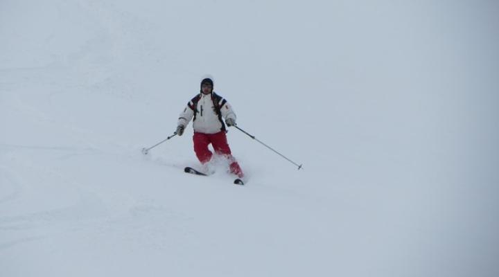 Ski de randonnée descente sous le Fort de la Platte