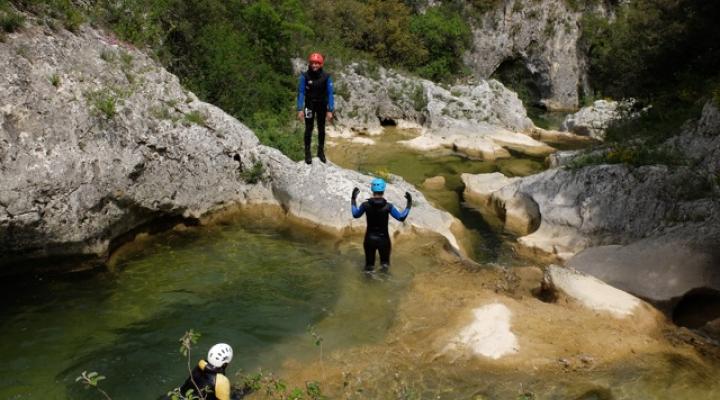 Canyoning dans le Gard les Concluses