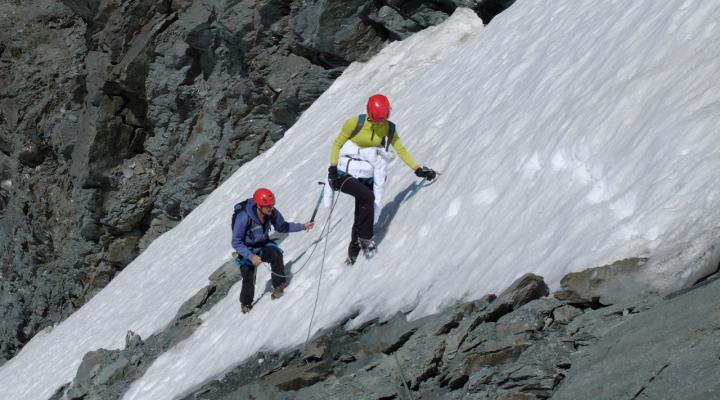 En remontant au col des Roches