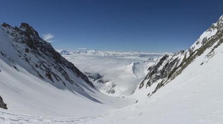 Mer de nuage sur la tarentaise depuis le col de la Nova