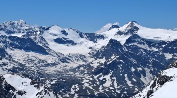 Vue vers l'Albaron