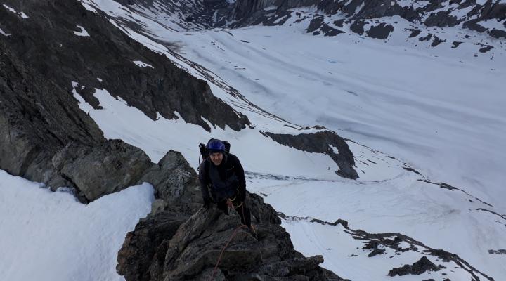 Sur l'arête
