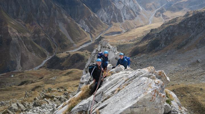 Sur l'arête