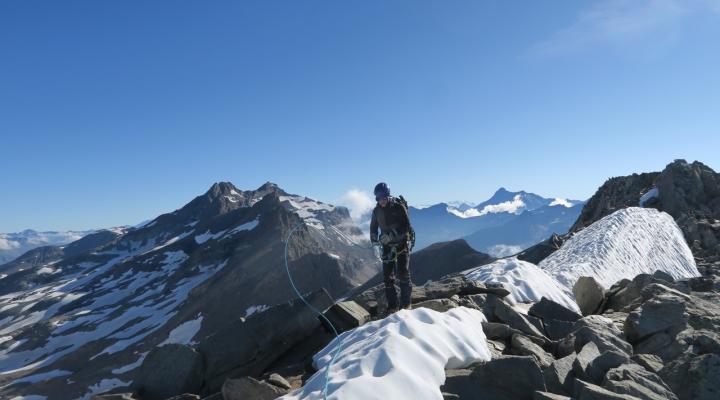 Sur l'arête