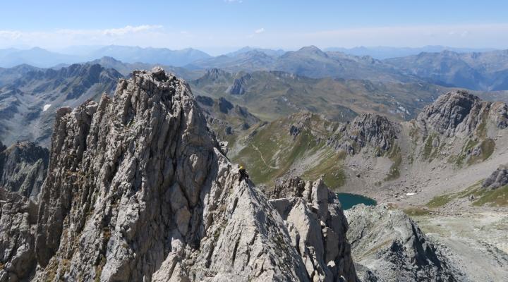 Sur les arêtes