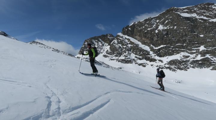 Autour D'Averole