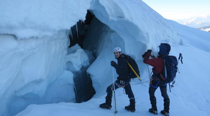 Visite d'une crevasse