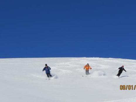 Belle neige poudreuse au départ du col de la Chal à Arc 2000