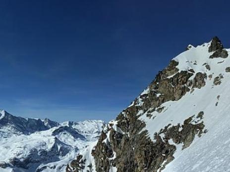 La brèche depuis le début de la descente versant sud.