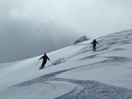 Descente par le couloir des rochers du Génépy.