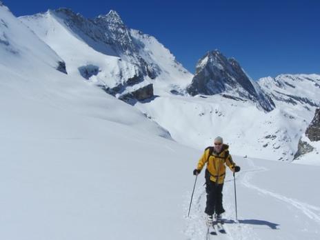 Face nord de la Grande Motte petite remontée après chaque descente