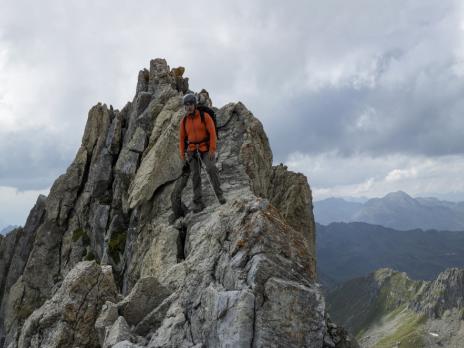 Sur l'arête en direction de col de la Nova
