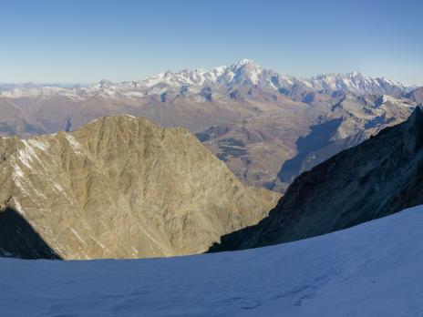 Tout près du col des Roches