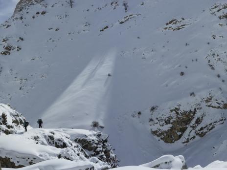 La très longue et très belle montée au bivouac Sarshal (3750m)