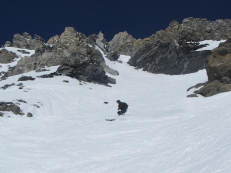 Hors piste à Tignes - milieu du couloir du 3500