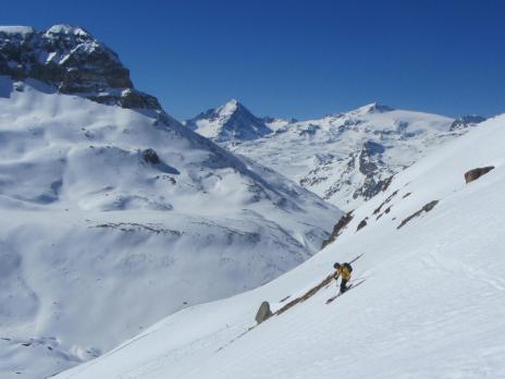 Hors piste à Tignes - les pentes en bas du couloir du 3500