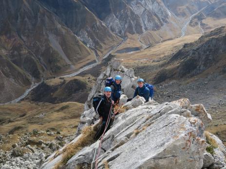 Sur l'arête