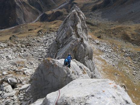 Sur l'arête