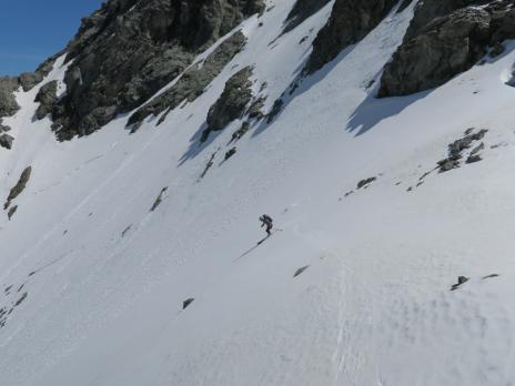 Sous le col de la Luge