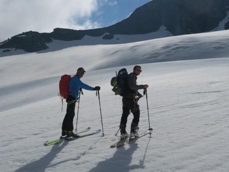 En montant vers le glacier