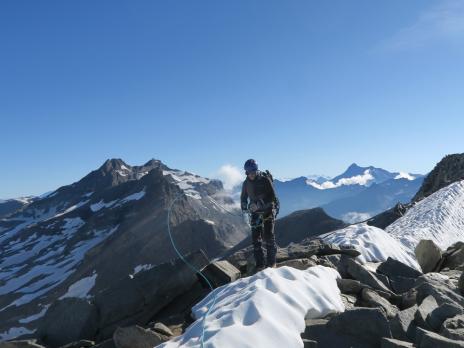 Sur l'arête