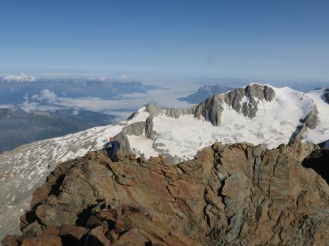 L'arête sommitale de l'aiguile des Glaciers