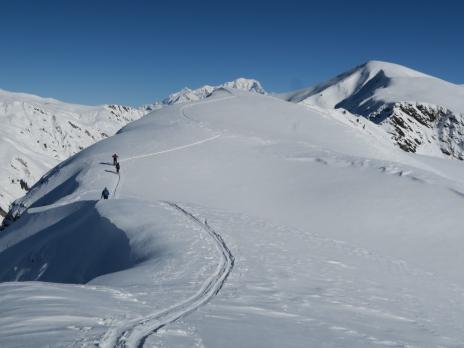 En montant vers la tête du Cretet