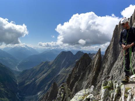 Dans la descente.