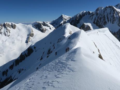 Une cordée venant de la Leix blanche