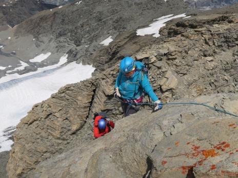 Sur l'arête