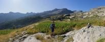 à l'approche des "eaux tortes", un lac qui rappelle les "pozzi" corses.