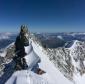 Après le grand gendarme, l'arête devient neigeuse et très fine.