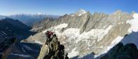 Le Bietschhorn en toile de fond tout le long de l'arête.