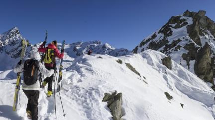 Au pied des dents rouges, avant de commencer la descente sur le lac du Petit.