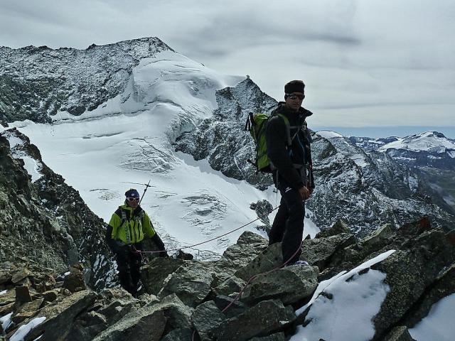 Sur l'arête est de l'Aiguille du St Esprit.