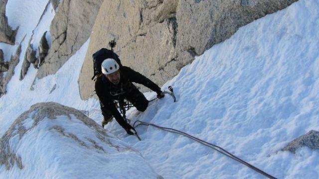Alpinisme goulotte Chèré au Mont Blanc du Tacul