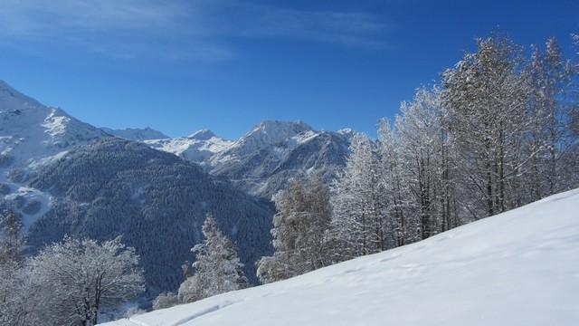 Vue sur la vallée d'Arc 2000 depuis la Rosière
