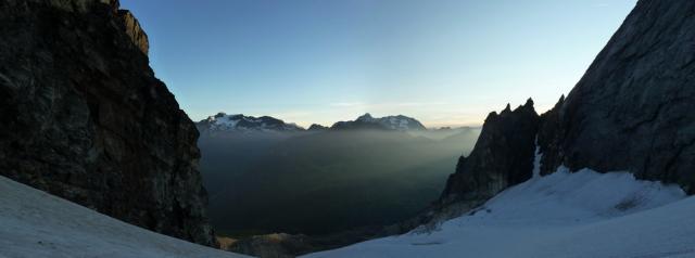 lever de soleil sur le glacier nord de la Glière