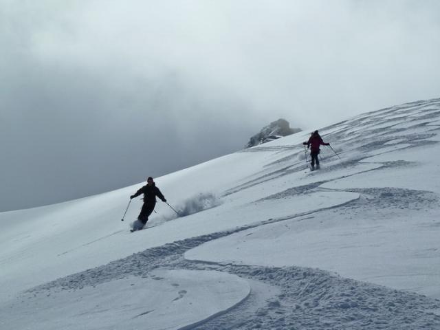 Descente par le couloir des rochers du Génépy.