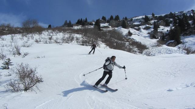 Ski de rando dans le Beaufortain descente de la Roche Parstire