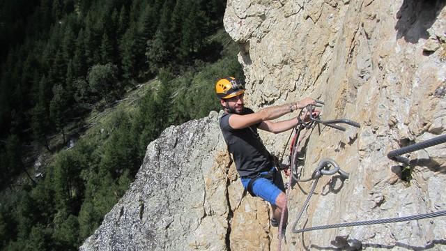 via ferrata des bettières avec le bureau des guides des arcs