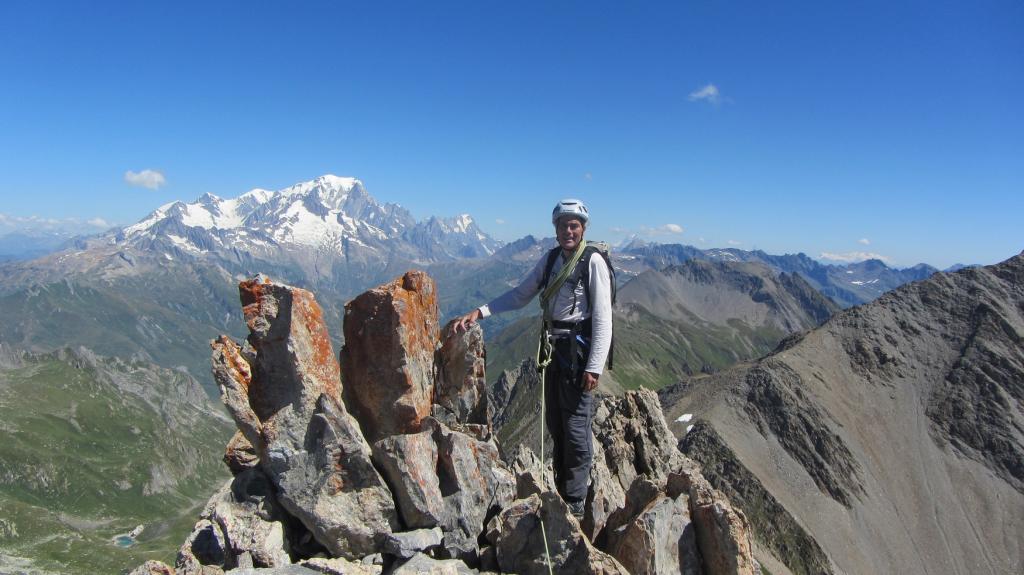 Pilier Sud de la Nova et traversée des Arêtes.