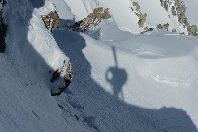 en remontant l'arête nord ouest