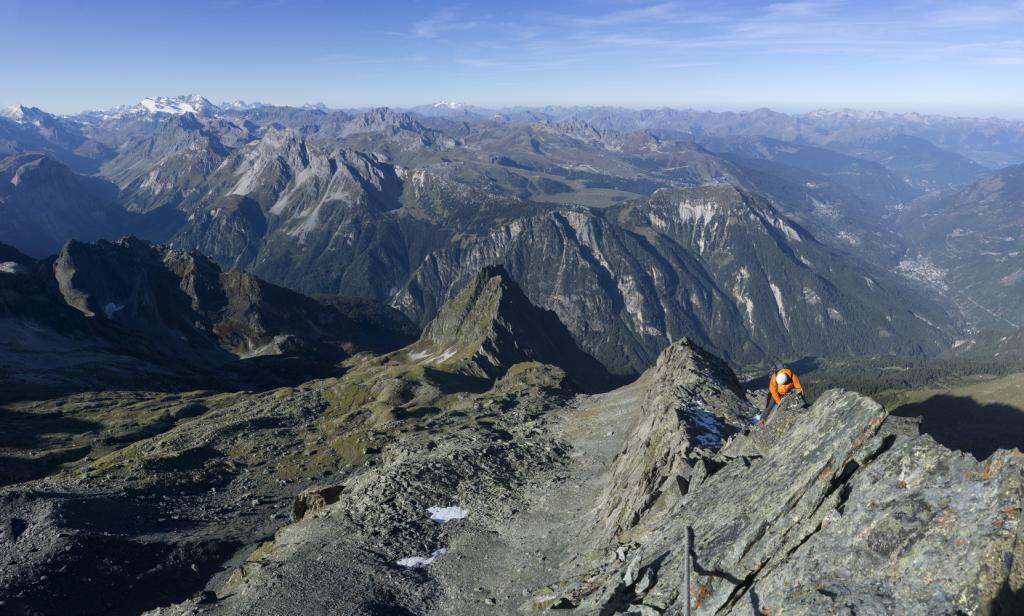 Début de l'arête au lever du soleil
